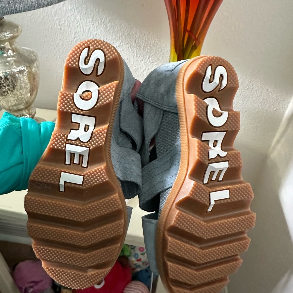 Sorel Joanie II Lace Up Wedge Sadals - Picture 4 of 4